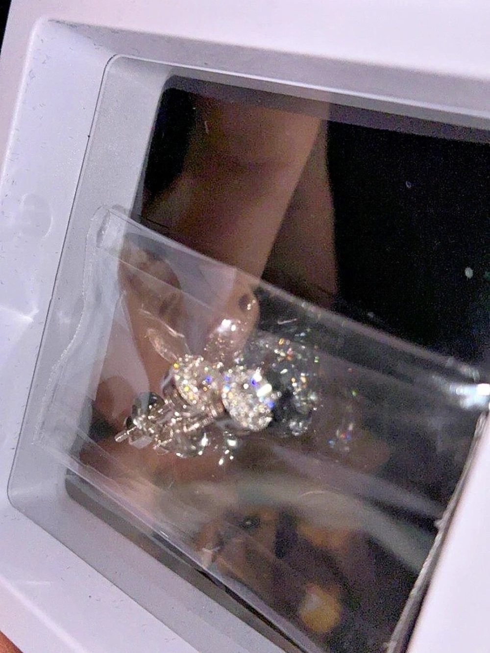 GRA Moissanite stud earrings Clear Stud Earrings NWT 4mm 0.3 ct